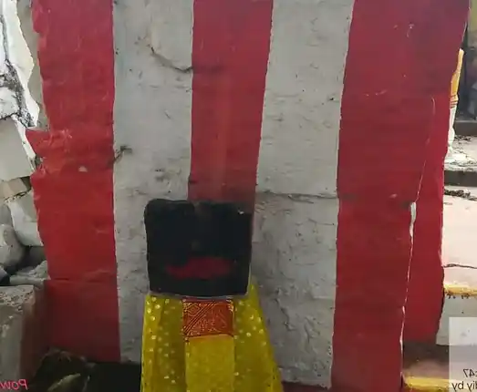 Arulmigu Oorkavalsamy Temple, Kunnathur - 625020 அருள்மிகு ஊர்க்காவல் சாமி கோயில், Kunnathur - 625020, Madurai - Ancient Temple Architecture and History Image 2