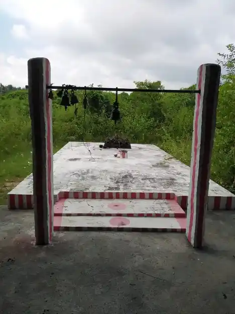 Arulmigu Oorkavalsamy Temple, Mannadimangalam - 625218 அருள்மிகு ஊர்காவல்சாமி திருக்கோயில், Mannadimangalam - 625218, Madurai - Ancient Temple Architecture and History Image 2