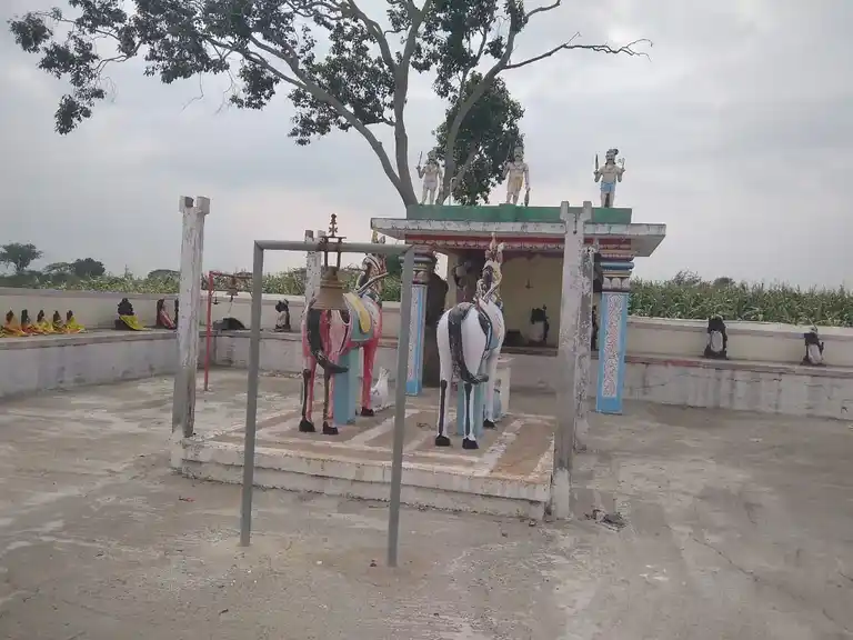 Arulmigu Oorsuthiyan Temple, Kunnam - 621708 Arulmigu Oorsuthiyan Temple, Kunnam - 621708, Perambalur - Ancient Temple Architecture and History Image 3