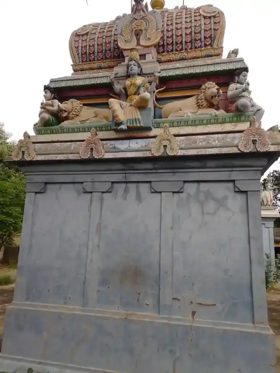 Arulmigu Oothukattu Mariyamman Temple, Vizhur - 607805 அருள்மிகு ஊத்துகாட்டுமாரியம்மன் திருக்கோயில், Vizhur - 607805, Cuddalore - Ancient Temple Architecture and History Image 3