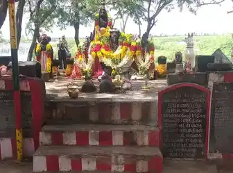 Arulmigu Orkaval Ayyanar Temple, Soorangudi - 628901 அருள்மிகு ஊர்க்காவல் ஐயனார் திருக்கோயில், Soorangudi - 628901, Thoothukudi - Ancient Temple Architecture and History Image 3