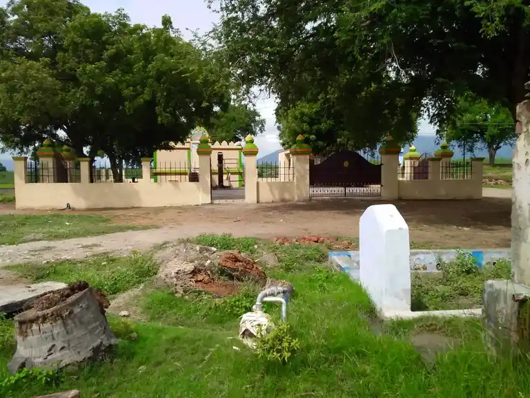 Arulmigu Orrkala Samy Temple, Chiitulotti - 625703 அருள்மிகு ஊர்க்கால சுவாமி திருக்கோவில், Chiitulotti - 625703, Madurai - Ancient Temple Architecture and History Image 3