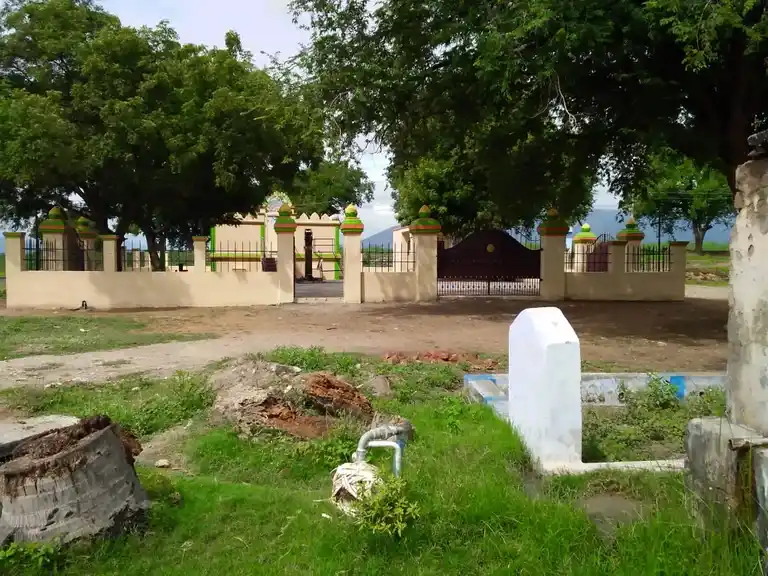 Arulmigu Orrkala Samy Temple, Chiitulotti - 625703 அருள்மிகு ஊர்க்கால சுவாமி திருக்கோவில், Chiitulotti - 625703, Madurai - Ancient Temple Architecture and History Image 4