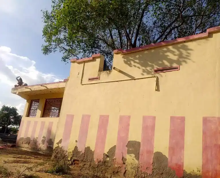 Arulmigu Orumenu Pathrakaliamman Temple, Kurukattur - 628207 அருள்மிகு ஒருமேனி பத்ரகாளியம்மன் திருக்கோயில், Kurukattur - 628207, Thoothukudi - Ancient Temple Architecture and History Image 3