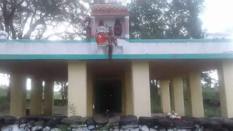 Arulmigu Ottaipillaiyar Temple, Dadapuram - 637105 அருள்மிகு ஓட்டைப்பிள்ளையார் திருக்கோயில், Dadapuram - 637105, Salem - Ancient Temple Architecture and History Image 4