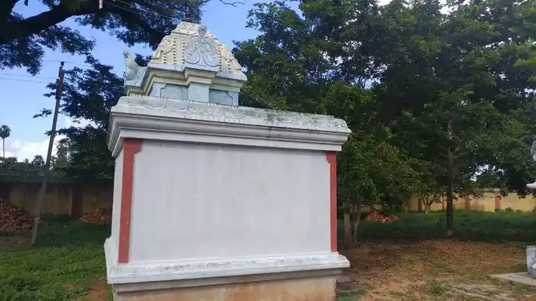 Arulmigu Ottidungkonda Ayyanar Temple, Denampadugai - 612703 அருள்மிகு ஒட்டிடங்கொண்ட அய்யனார் திருக்கோயில், Denampadugai - 612703, Thanjavur - Ancient Temple Architecture and History Image 10