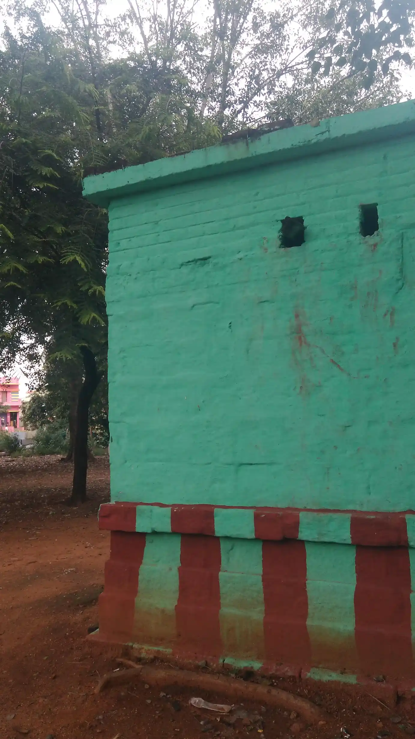 Arulmigu Ovilirapperumal Temple, Thamaraikulam - 625605 அருள்மிகு ஒவிலிராயப் பெருமாள் திருக்கோயில், Thamaraikulam - 625605, Theni - Ancient Temple Architecture and History Image 2