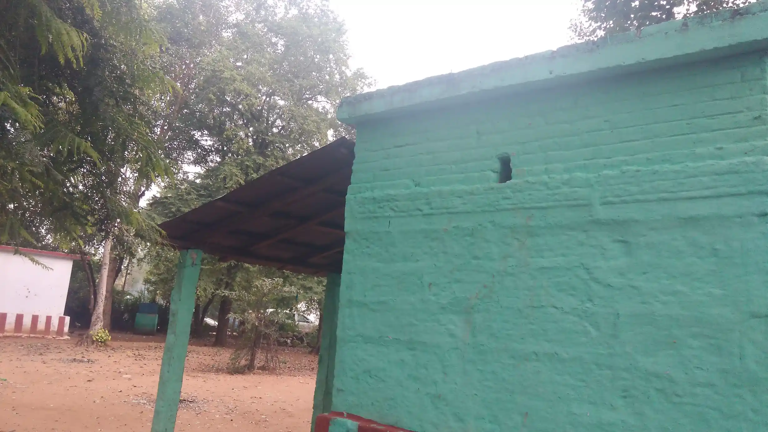 Arulmigu Ovilirapperumal Temple, Thamaraikulam - 625605 அருள்மிகு ஒவிலிராயப் பெருமாள் திருக்கோயில், Thamaraikulam - 625605, Theni - Ancient Temple Architecture and History Image 3