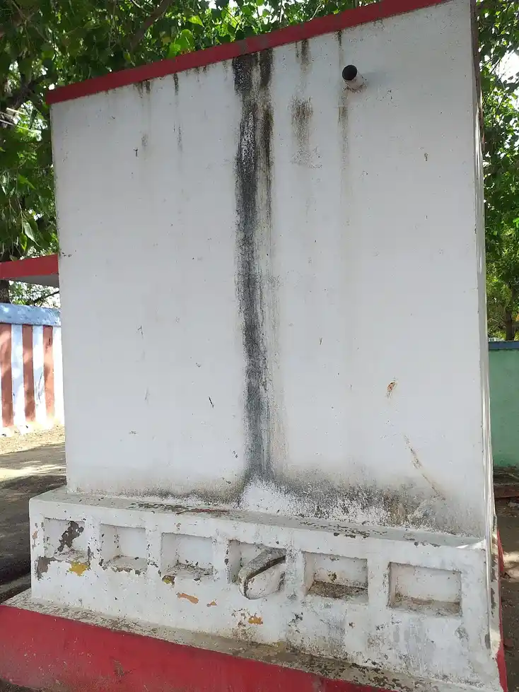 Arulmigu Ovvai Vinayagar Temple, Kulasekarapattanam - 628206 அருள்மிகு ஔவை விநாயகர் திருக்கோயில், Kulasekarapattanam - 628206, Thoothukudi - Ancient Temple Architecture and History Image 4