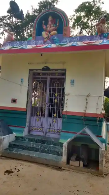 Arulmigu Paalaiyadi Vinayagar Temple, Kadamparayanpatti - 622103 Temple