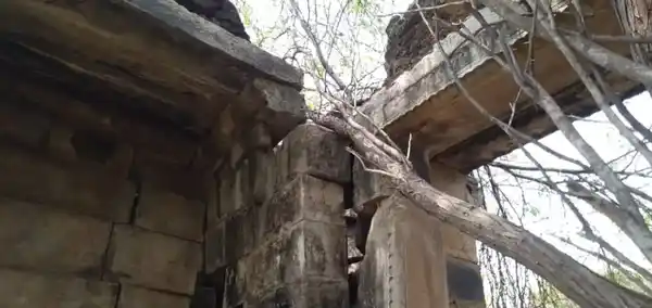 Arulmigu Paanapaarana Parameshwari Amman Temple, Sempilankudi - 623712 Temple