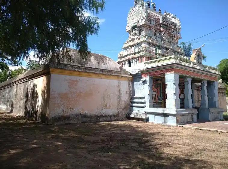 Arulmigu Paarvathishwarar Swamy Temple, Enjikudi - 609405 அருள்மிகு பார்வதீஸ்வரர் திருக்கோயில், பேரளம் பேரூராட்சி, இஞ்சிகுடி - 609405, Thiruvarur - Ancient Temple Architecture and History Image 3