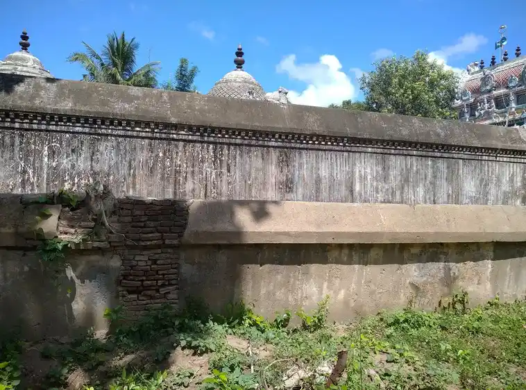 Arulmigu Paarvathishwarar Swamy Temple, Enjikudi - 609405 அருள்மிகு பார்வதீஸ்வரர் திருக்கோயில், பேரளம் பேரூராட்சி, இஞ்சிகுடி - 609405, Thiruvarur - Ancient Temple Architecture and History Image 4