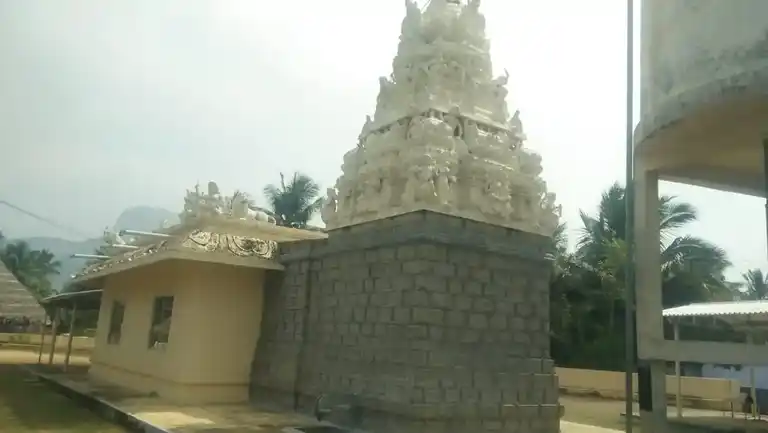 Arulmigu Paattappasamy And Rajakaliamman Temple, Magudanchavadi, Eranapuram - 637103 அருள்மிகு பாட்டப்ப சாமி மற்றும் இராஜகாளியம்மன் திருக்கோயில், Magudanchavadi, Eranapuram - 637103, Salem - Ancient Temple Architecture and History Image 3