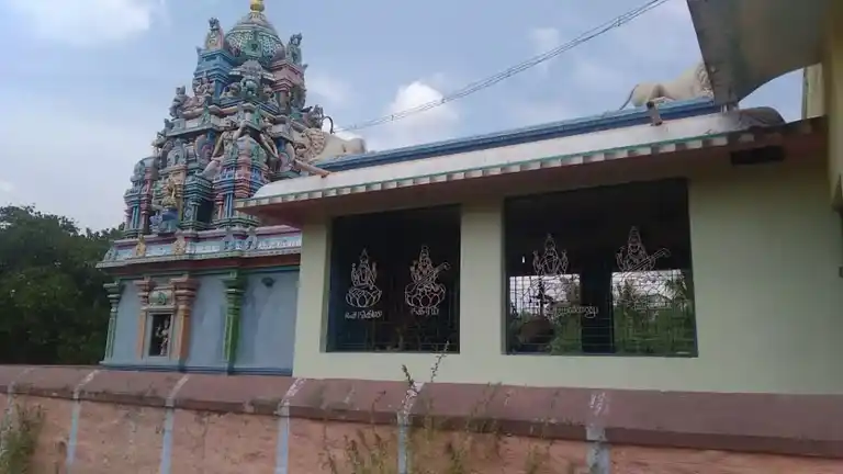 Arulmigu Pacchai Naacchiyamman Temple, Lakshmanappatti - 622202 அருள்மிகு பச்சைநாச்சியம்மன் திருக்கோயில், Lakshmanappatti - 622202, Pudukkottai - Ancient Temple Architecture and History Image 3