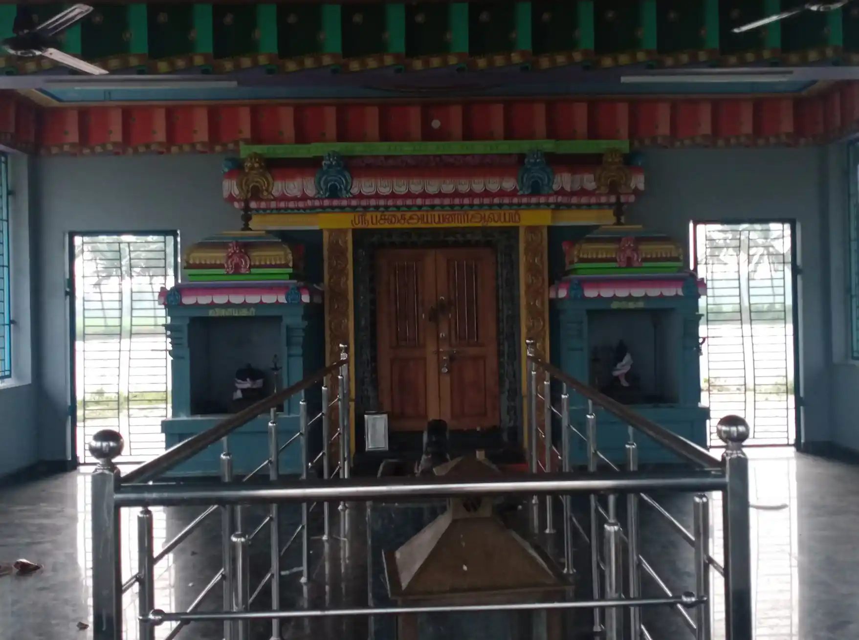 Arulmigu Pachaayyanar Temple, Ovelkudi - 614018 அருள்மிகு பச்சைஅய்யனார் திருக்கோயில், Ovelkudi - 614018, Thiruvarur - Ancient Temple Architecture and History Image 3