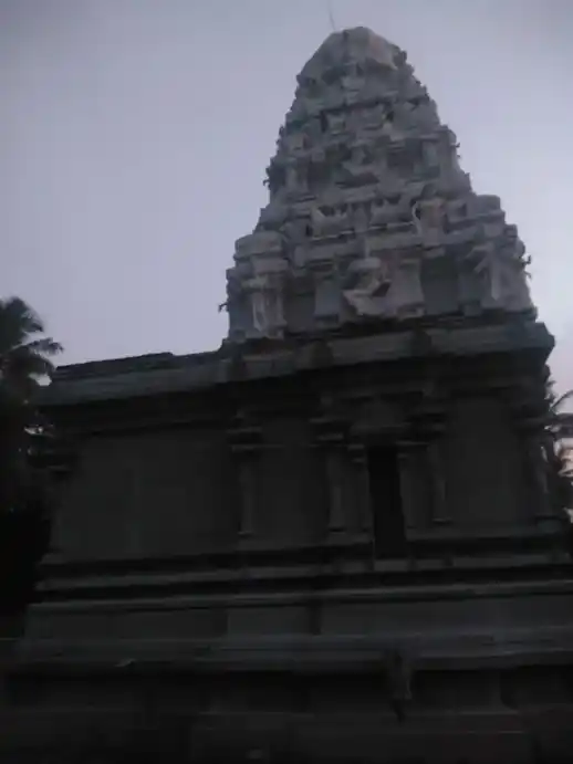 Arulmigu Pachaiamman Temple, Pannandur - 635123 அருள்மிகு பச்சையம்மன் திருக்கோயில், பண்ணந்துர் - 635123, Krishnagiri - Ancient Temple Architecture and History Image 3