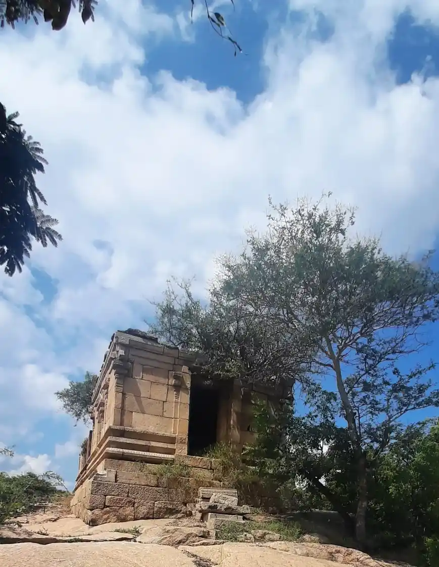 Arulmigu Pachaimalaikumaran Temple, Pappini - 638701 அருள்மிகு பச்சமலைகுமரன் திருக்கோயில், Pappini - 638701, Tiruppur - Ancient Temple Architecture and History Image 4