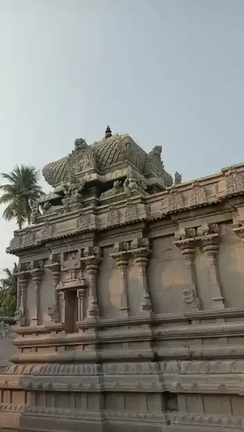 Arulmigu Pachaimaragathavali Sametha Patteswararswamy Temple, Marudurai - 638108 அருள்மிகு பச்சைமரகதவல்லி சமேத பட்டீஸ்வரசுவாமி, மருதுறை, காங்கயம் சுவாமி, Marudurai - 638108, Tiruppur - Ancient Temple Architecture and History Image 3