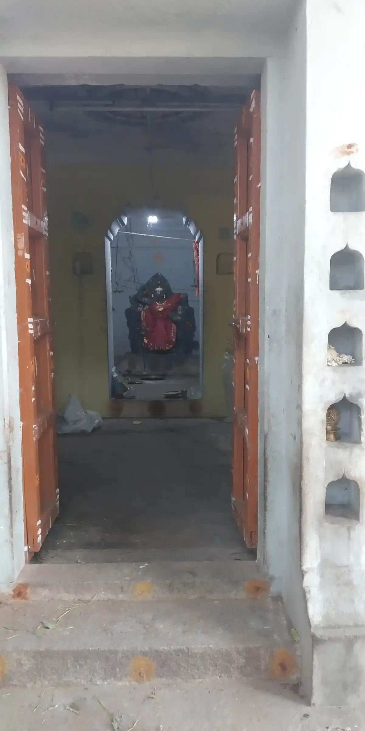 Arulmigu Pachaimuniyay Temple, Kumbakonam - 612002 அருள்மிகு பிச்சைமுனியாயி திருக்கோயில், Kumbakonam - 612002, Thanjavur - Ancient Temple Architecture and History Image 4