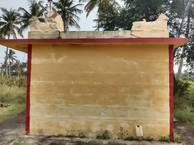 Arulmigu Pachainachiyamman Temple, Irumathur - 635201 அருள்மிகு பச்சை நாச்சியம்மன் திருக்கோயில், Irumathur - 635201, Dharmapuri - Ancient Temple Architecture and History Image 3