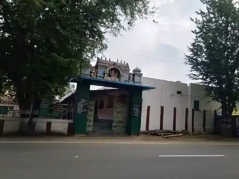 Arulmigu Pachainayakiamman Uddan Ammar Karivaratharaja Perumal Temple, Kolappalur, Gobichettaipalayam - 638456 Temple