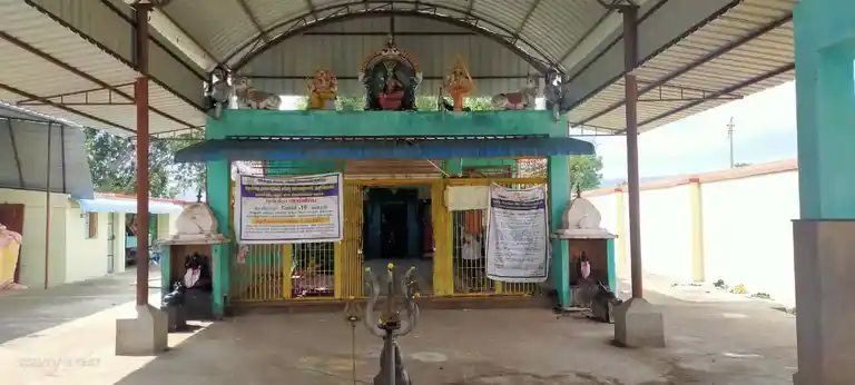 Arulmigu Pachaiyamman Samedha Mannarsamy Temple, Side Of River, Chengam - 606701 அருள்மிகு பச்சையம்மன் சமேத மன்னார்சாமி திருக்கோயில், நதிகரை, செங்கம் - 606701, Tiruvannamalai - Ancient Temple Architecture and History Image 3