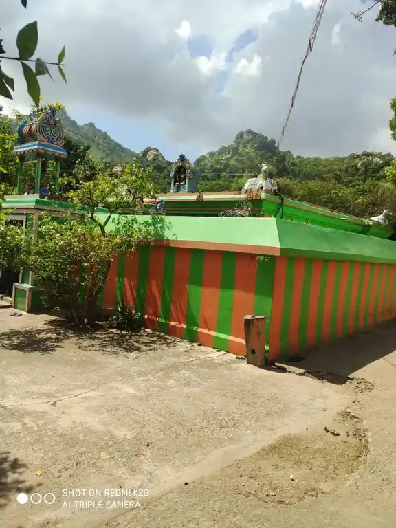 Arulmigu Pachaiyamman Temple, Parvathamalai Adivaram, Thenmadhimangalam - 606906 Temple