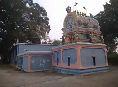 Arulmigu Pachiamman Mannarsamy Temple, Vandavasimummuni, Mummuni - 604408 அருள்மிகு பச்சையம்மன் மன்னார்சாமி திருக்கோயில், வந்தவசிமும்முனி, மும்முனை - 604408, Tiruvannamalai - Ancient Temple Architecture and History Image 5