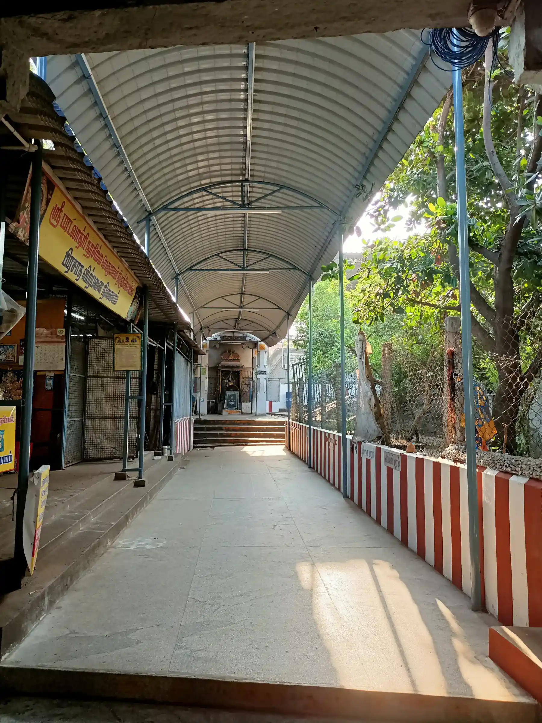 Arulmigu Padalathiri Narasimma Perumal Temple, Singaperumal Koil, Chengalpattu - 603204 அருள்மிகு பாடலாத்ரி நரசிம்ம பெருமாள் திருக்கோயில், சிங்கபெருமாள் கோயில் - 603204, Chengalpattu - Ancient Temple Architecture and History Image 5