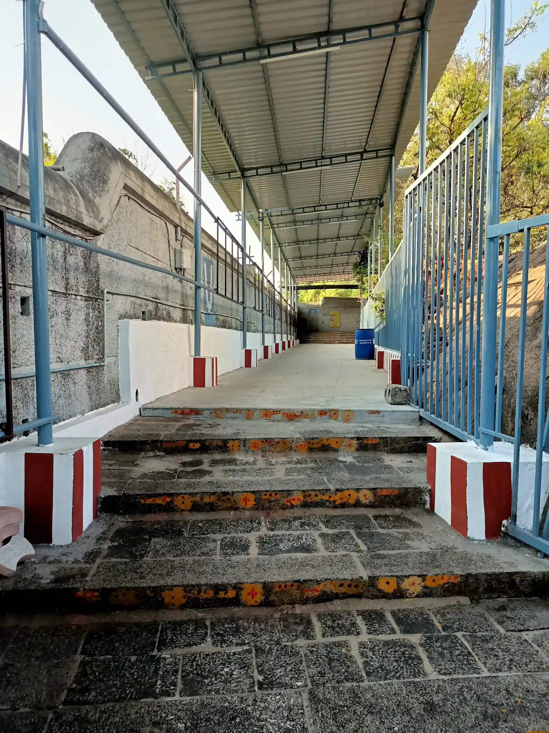 Arulmigu Padalathiri Narasimma Perumal Temple, Singaperumal Koil, Chengalpattu - 603204 அருள்மிகு பாடலாத்ரி நரசிம்ம பெருமாள் திருக்கோயில், சிங்கபெருமாள் கோயில் - 603204, Chengalpattu - Ancient Temple Architecture and History Image 7