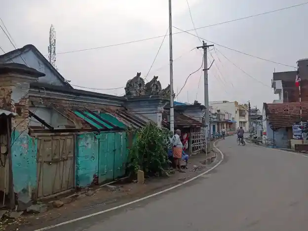 Arulmigu Padapiramar Pajanai Madam, Sendarappatti - 636110 அருள்மிகு பட்டாபிராமர் பஜனைமடம், செந்தாரப்பட்டி, கெங்கவல்லி வட்டம், சேலம் மடம், செந்தாரப்பட்டி - 636110, Salem - Ancient Temple Architecture and History Image 2