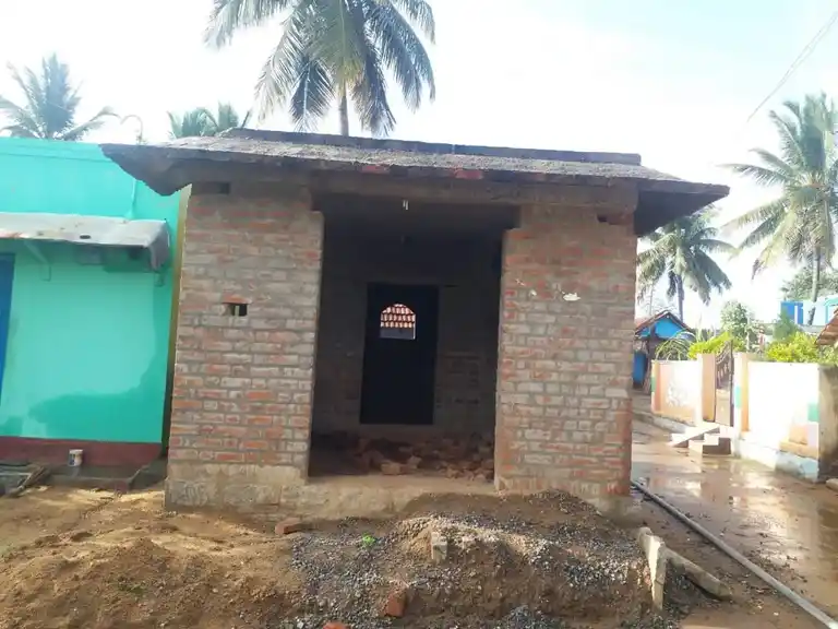 Arulmigu Padarchi Karagam (Palagai Karagam) Temple, Dhotta Thimmanahalli - 635116 அருள்மிகு படர்ச்சி கரகம் திருக்கோயில், Dhotta Thimmanahalli - 635116, Krishnagiri - Ancient Temple Architecture and History Image 4