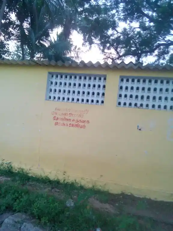 Arulmigu Padavettamman Temple, Chekkidi Kuppam - 632404 அருள்மிகு படவேட்டு அம்மன் திருக்கோயில், செக்கிடிகுப்பம் - 632404, Ranipet - Ancient Temple Architecture and History Image 3