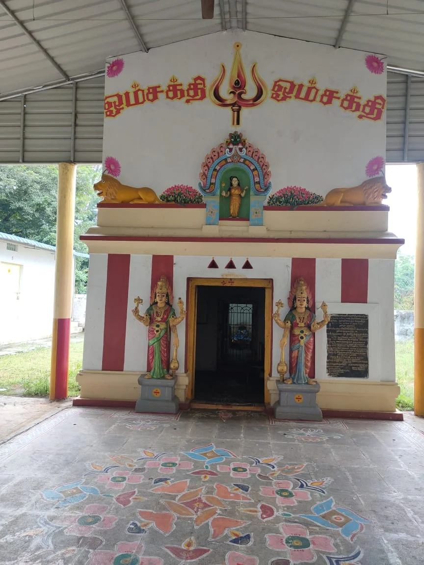 Arulmigu Padavettamman Temple, Hills, Tiruttani - 631209 அருள்மிகு படவேட்டம்மன் திருக்கோயில், மலைக்கோயில், திருத்தணி - 631209, Tiruvallur - Ancient Temple Architecture and History Image 6