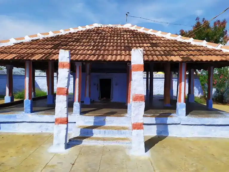 Arulmigu Padinettupatti Mariamman Temple, Kumaramangalam - 637205 Arulmigu Padinettupatti Mariamman Temple, குமரமங்கலம் - 637205, Namakkal - Ancient Temple Architecture and History Image 2