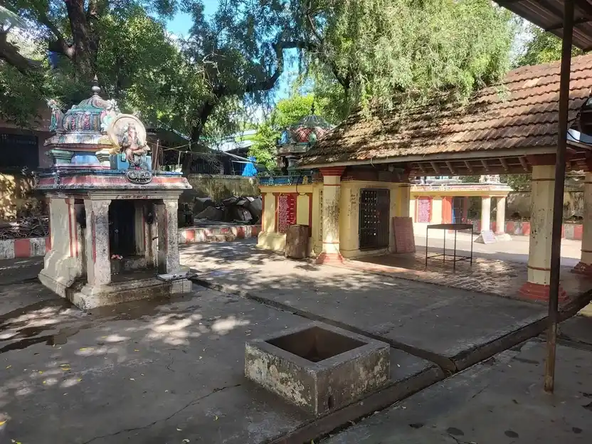 Arulmigu Padithurai Viswanathar Temple, Mayiladuthurai - 609001 அருள்மிகு படித்துறை விஸ்வநாதார் திருக்கோயில், Mayiladuthurai - 609001, Mayiladuthurai - Ancient Temple Architecture and History Image 3