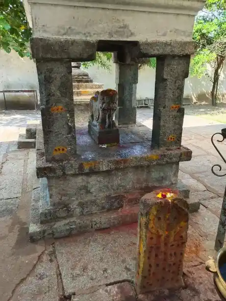 Arulmigu Padrakali Amman Temple, Tiruvalangadu - 631210