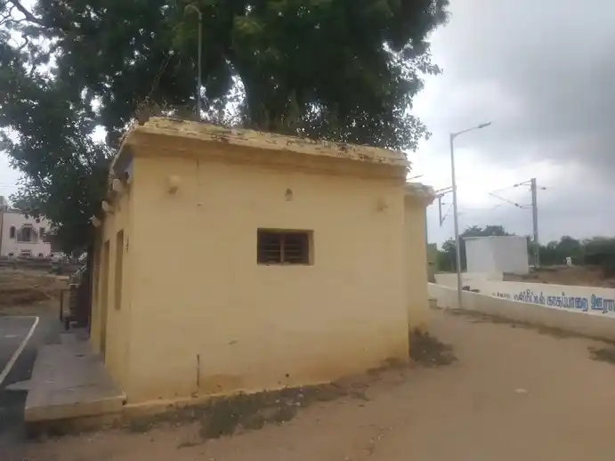 Arulmigu Pagavathiyamman Temple, Pasupathipalayam - 639004 Arulmigu Pagavathiyamman Temple, Pasupathipalayam - 639004, Karur - Ancient Temple Architecture and History Image 3