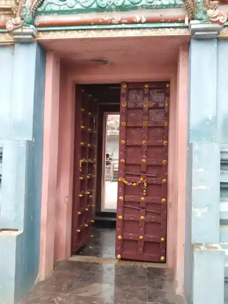 Arulmigu Pagawathiyamman Temple, Kulichppattu - 613501 அருள்மிகு பகவதியம்மன் திருக்கோயில், Kulichppattu - 613501, Thanjavur - Ancient Temple Architecture and History Image 4