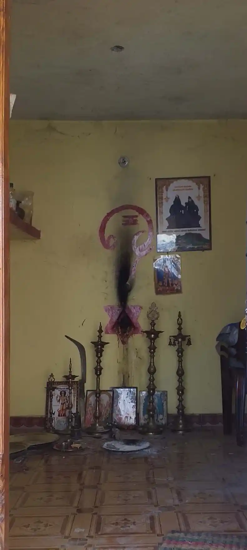 Arulmigu Pakachi Karuppar Temple, Oduvanpatti - 630502 அருள்மிகு. பகச்சி கருப்பர் திருக்கோயில், Oduvanpatti - 630502, Sivagangai - Ancient Temple Architecture and History Image 3