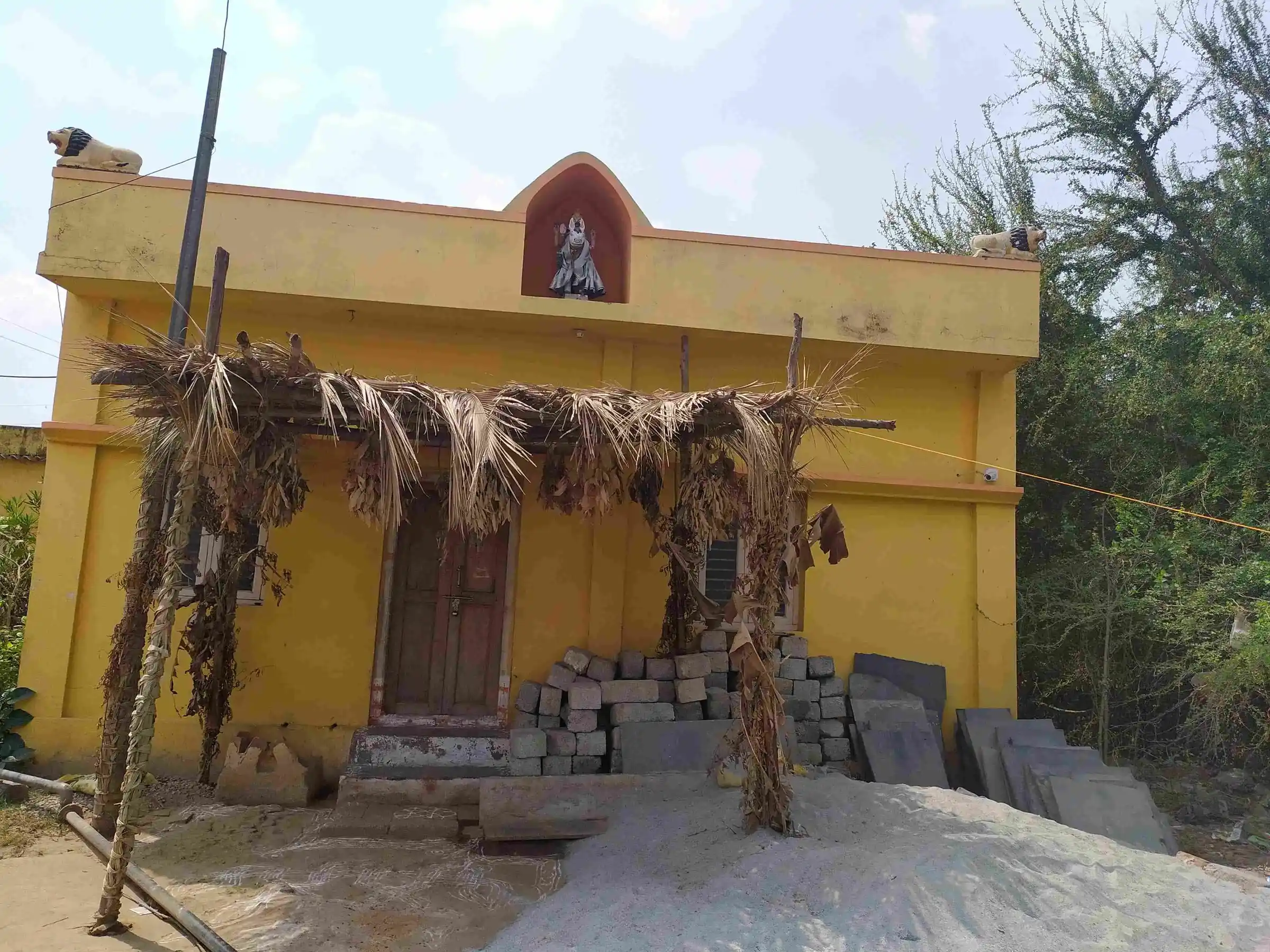 Arulmigu Palagai Karagam Temple, Hosur To Thali Road, Belagondapalli - 635114 Temple