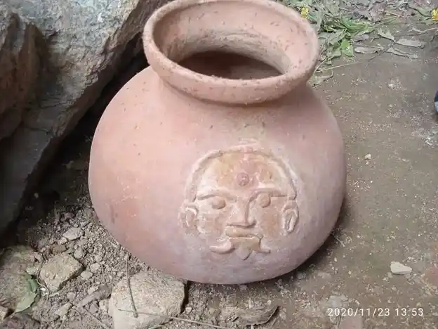 Arulmigu Palagai Karagam Temple, Panjappalli - 636812 அருள்மிகு பலகை கரகம் திருக்கோயில், Panjappalli - 636812, Dharmapuri - Ancient Temple Architecture and History Image 4