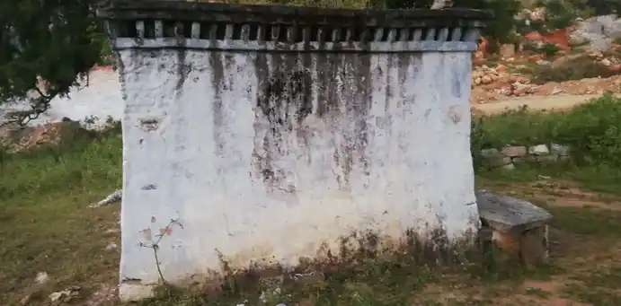 Arulmigu Palagaikaragam Temple, Chennasandiram - 635121 அருள்மிகு பலகை கரகம் திருக்கோயில், Chennasandiram - 635121, Krishnagiri - Ancient Temple Architecture and History Image 4