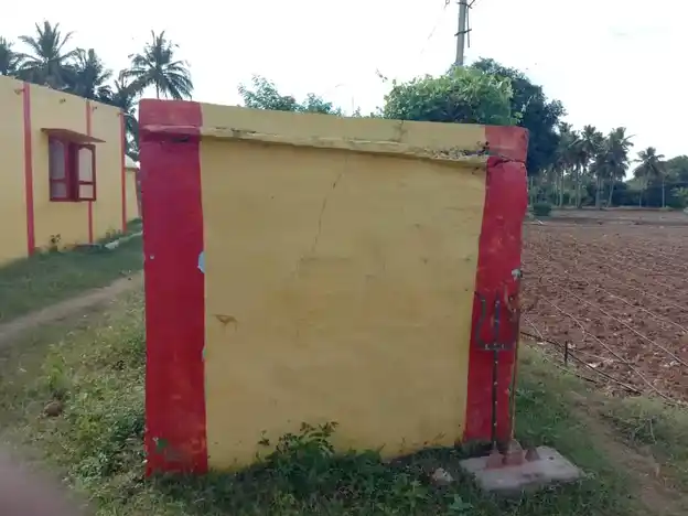 Arulmigu Palagaikaragam Temple, Enusonai - 635117 அருள்மிகு பலகை கரகம் திருக்கோயில், Enusonai - 635117, Krishnagiri - Ancient Temple Architecture and History Image 2