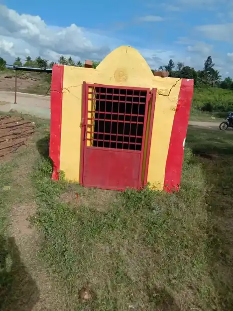 Arulmigu Palagaikaragam Temple, Enusonai - 635117 அருள்மிகு பலகை கரகம் திருக்கோயில், Enusonai - 635117, Krishnagiri - Ancient Temple Architecture and History Image 4