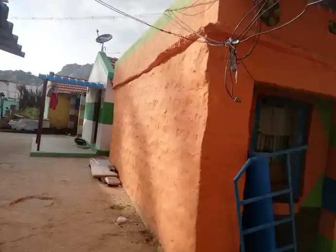 Arulmigu Palagaikaragam Temple, Haleykunthni - 635121 அருள்மிகு பலகை கரகம் திருக்கோயில், Haleykunthni - 635121, Krishnagiri - Ancient Temple Architecture and History Image 4