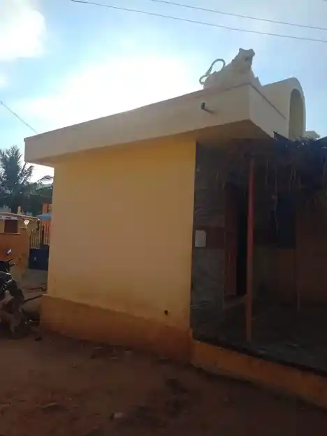 Arulmigu Palagaikaragam Temple, Konganapalli - 635121 அருள்மிகு பலகை கரகம் திருக்கோயில், Konganapalli - 635121, Krishnagiri - Ancient Temple Architecture and History Image 2