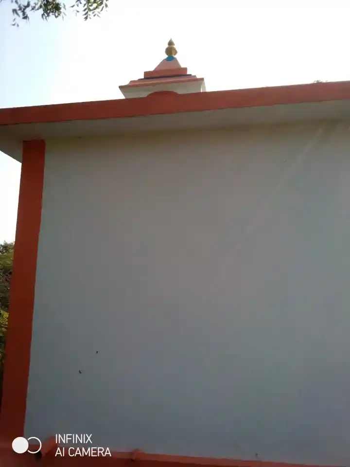 Arulmigu Palagaikaragam Temple, Near School, Naduvanapalli - 635121 அருள்மிகு பலகை கரகம் திருக்கோயில், Near School, Naduvanapalli - 635121, Krishnagiri - Ancient Temple Architecture and History Image 2