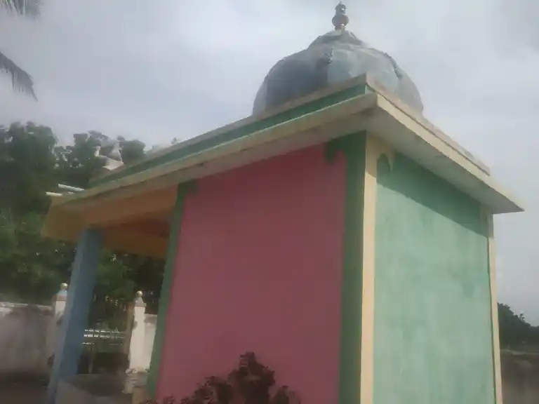 Arulmigu Palakkamman Temple, Elumalaii - 625535 அருள்மிகு பாலத்தம்மன் திருக்கோயில், Elumalaii - 625535, Madurai - Ancient Temple Architecture and History Image 2